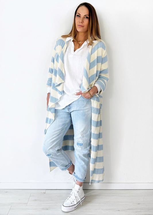 Leichter Strickmantel