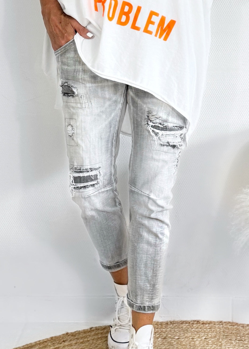 Destroyed Jeans