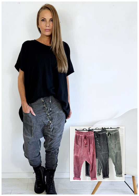 Baggy aus Wildlederimitat