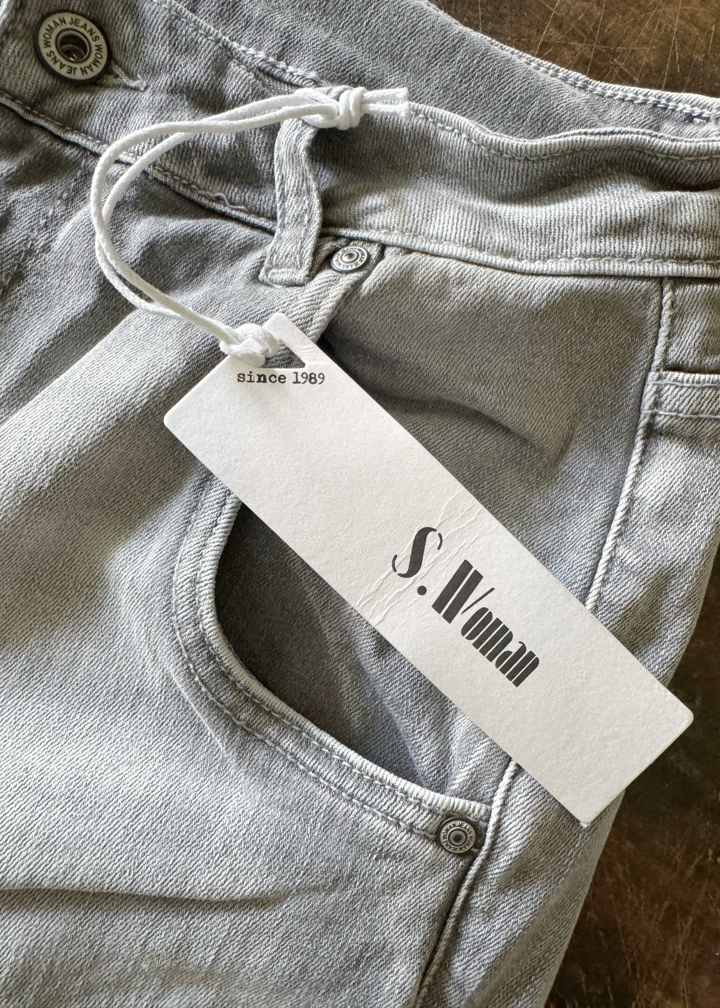 Destroyed Jeans