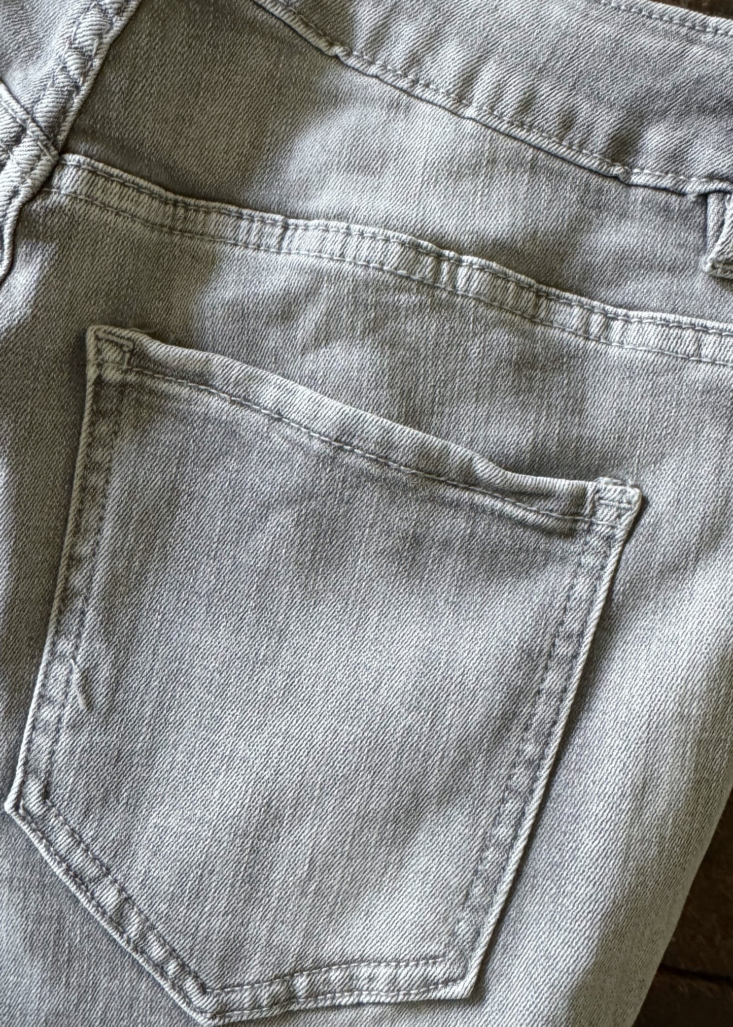 Destroyed Jeans