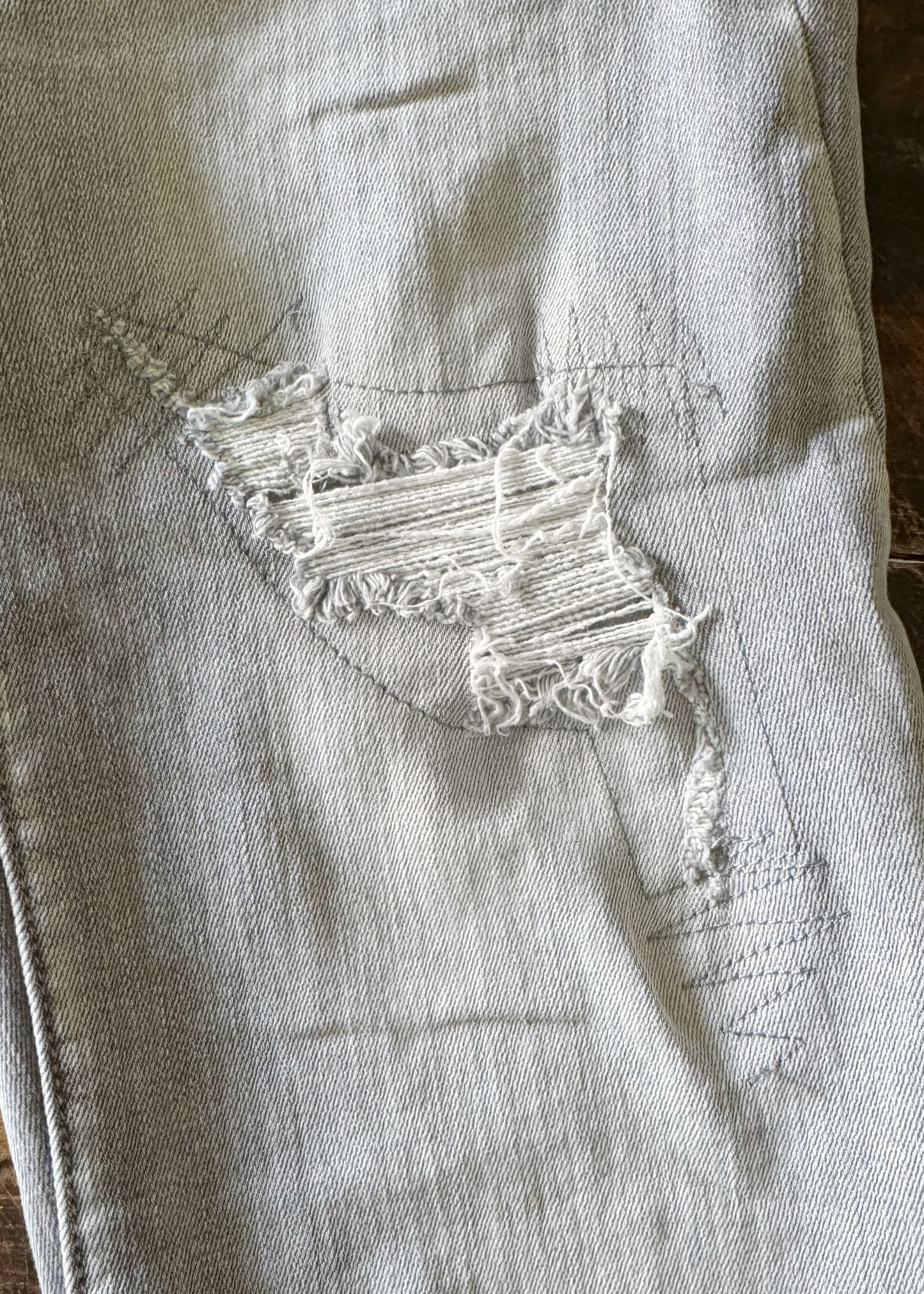 Destroyed Jeans