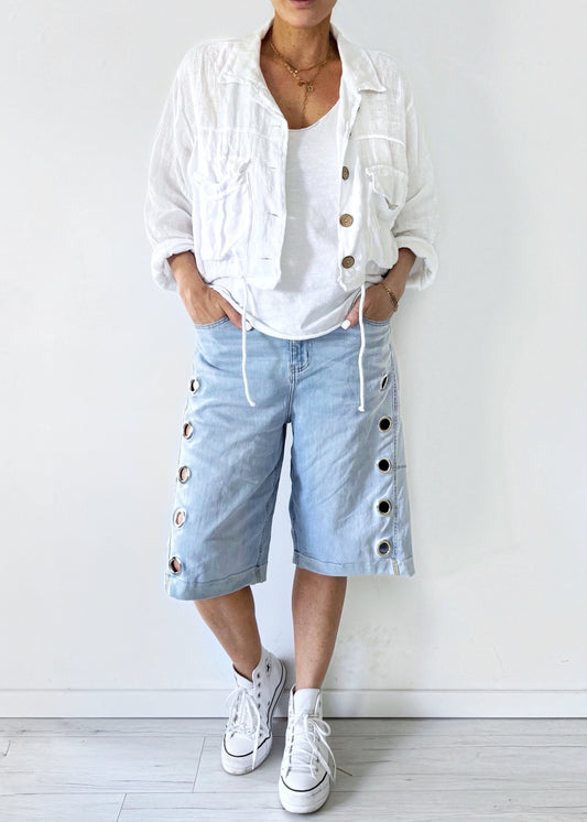 Kurze Button-Detail Barrel Jeans