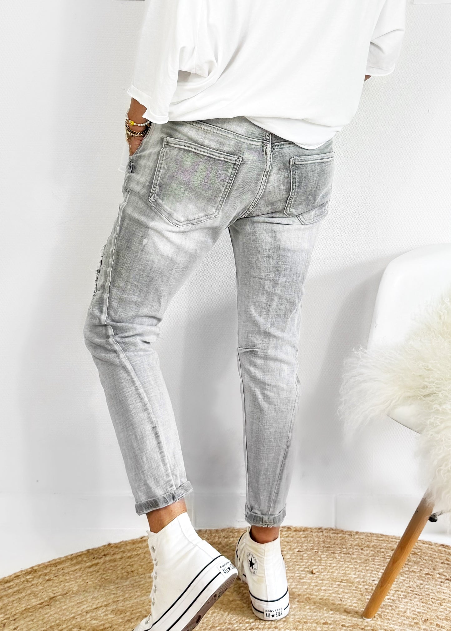 Destroyed Jeans