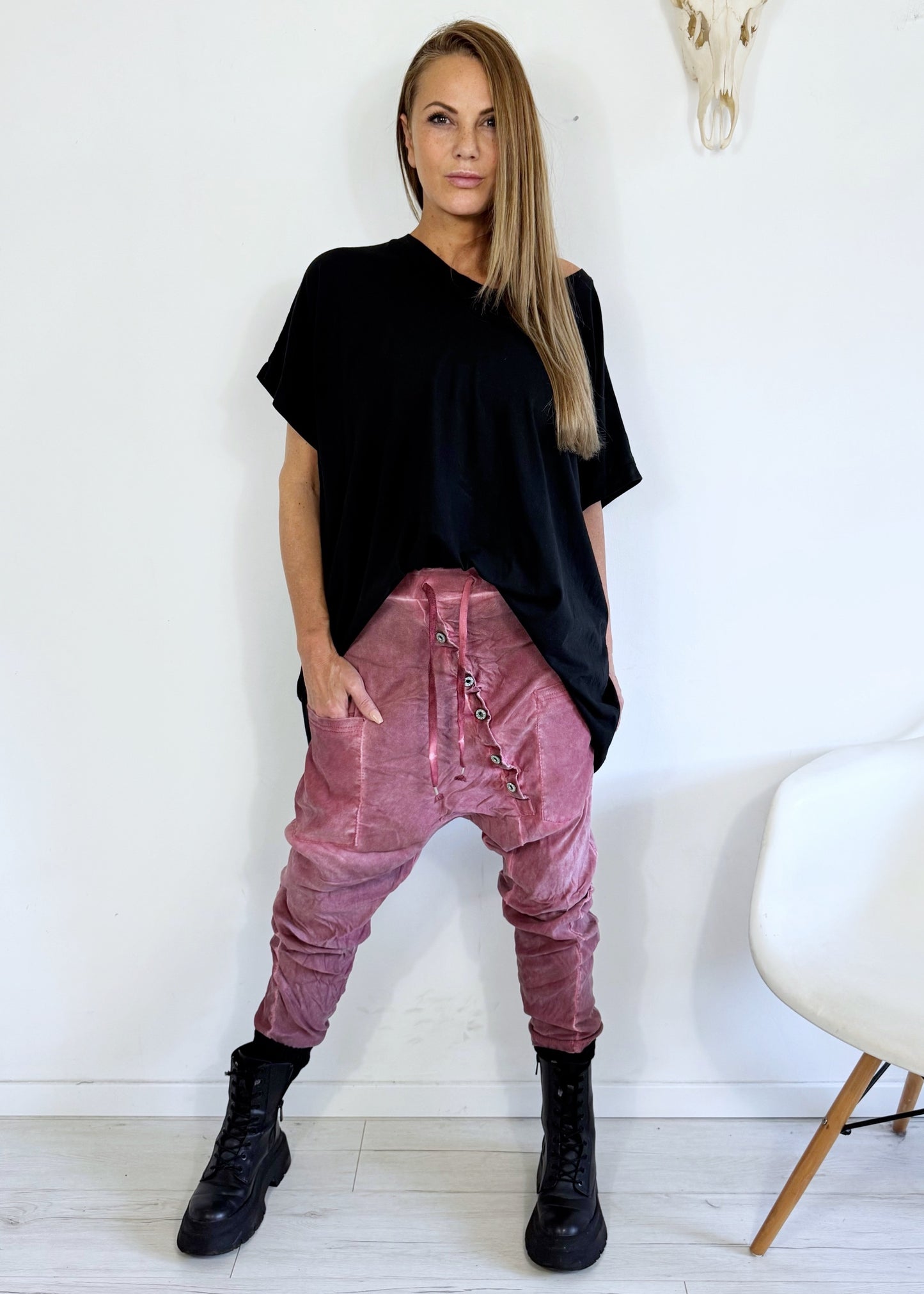 Baggy aus Wildlederimitat