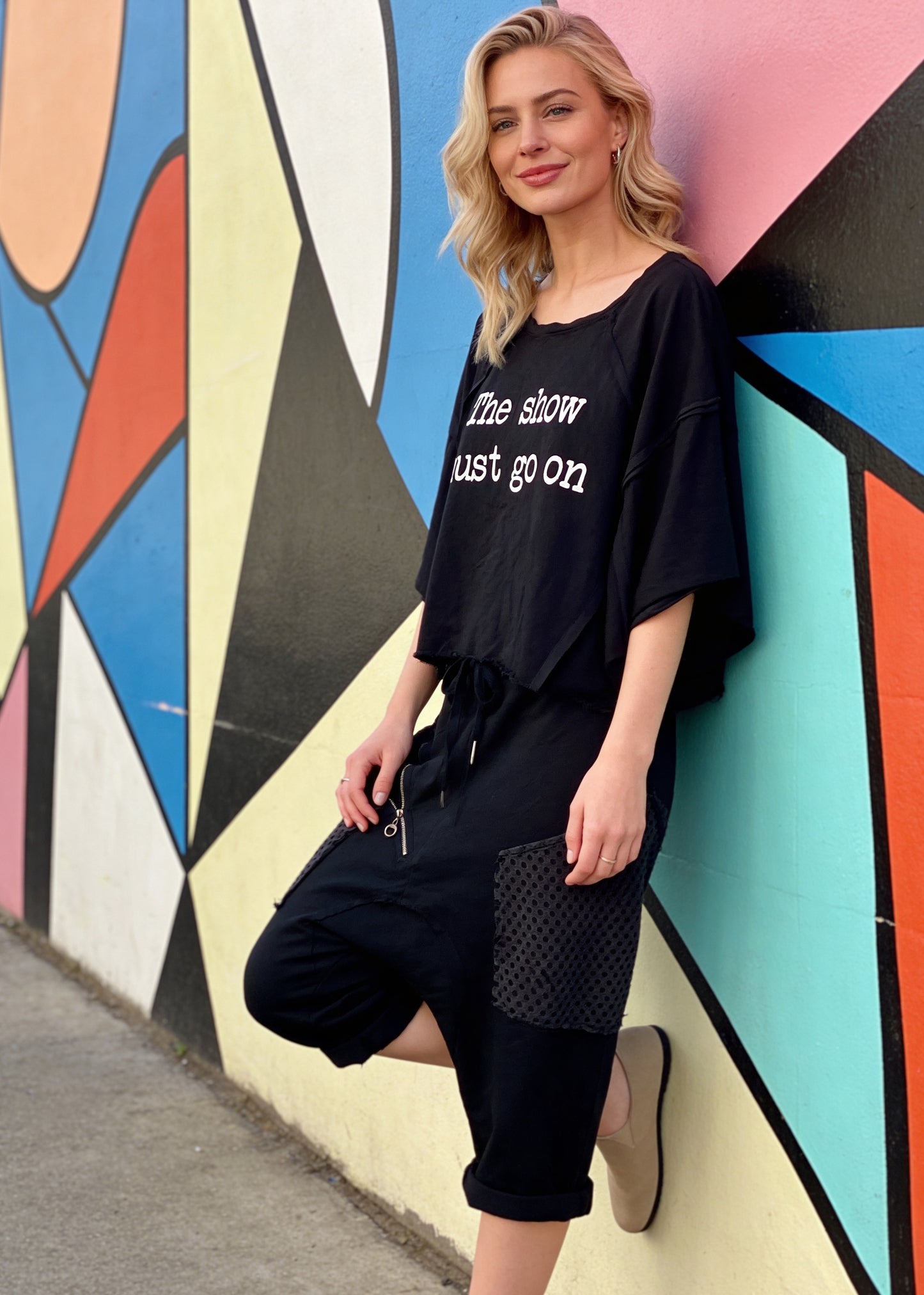 Kurze Baggy im Utility-Styl