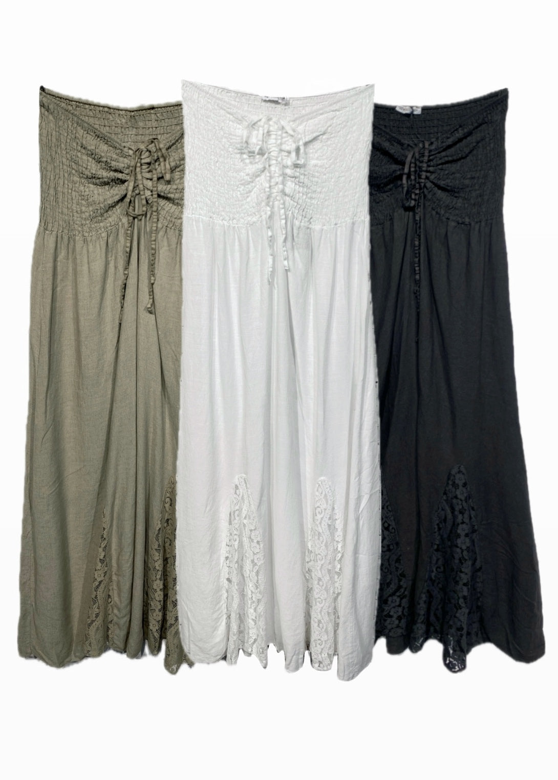 Bandeau-Midikleid mit Raffdetails und Spitze