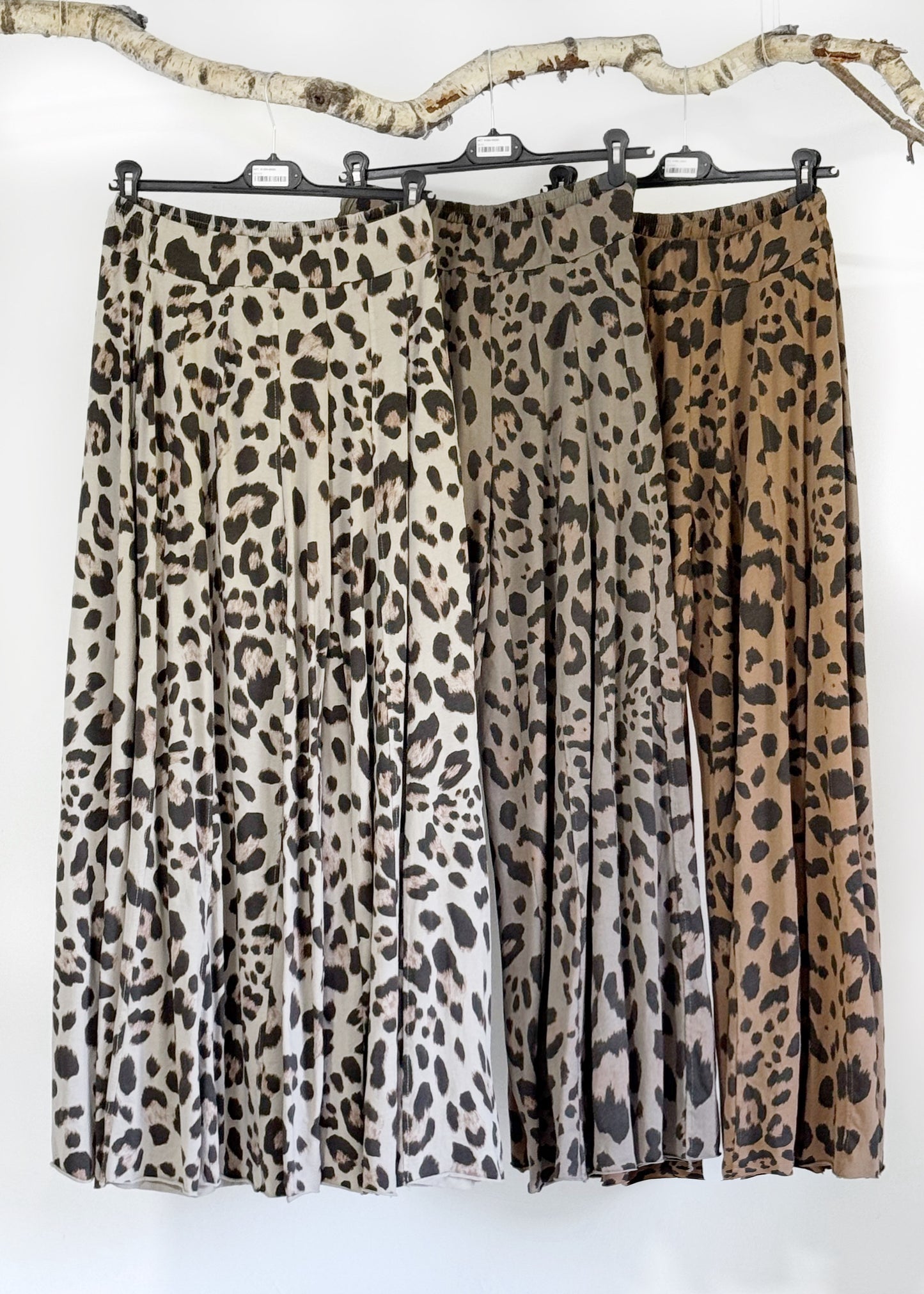 Hosenrock - used look in Leo & Uni