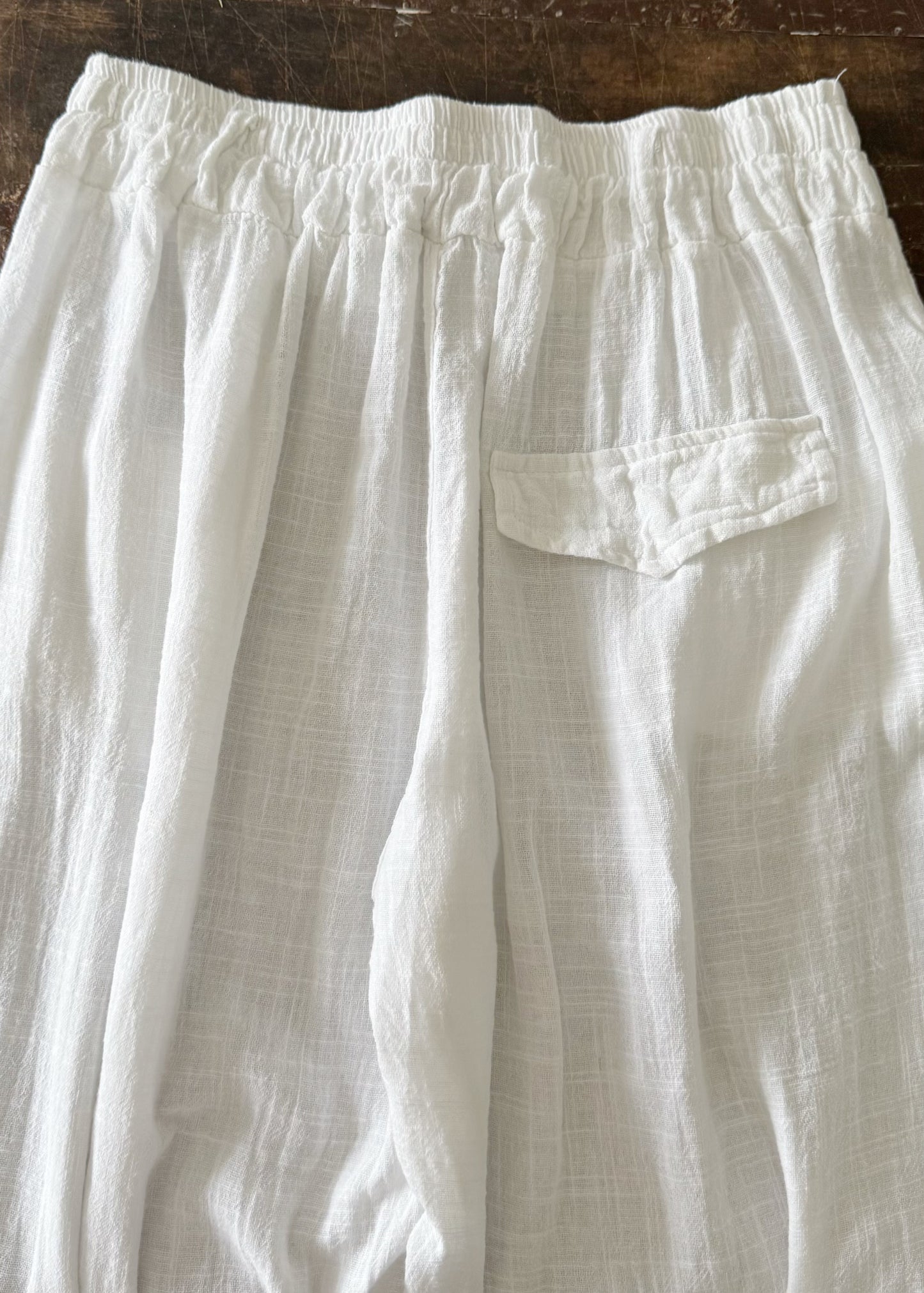 Baumwollhose mit Leinen-Webstruktur